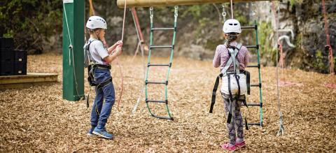 Children at the Mount Cook high ropes course