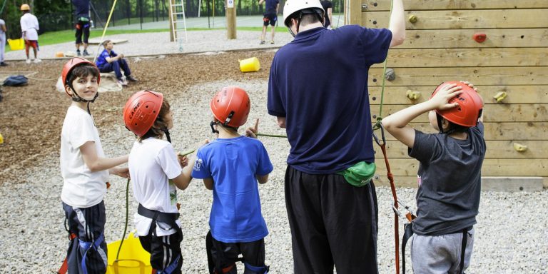 Children using the low ropes